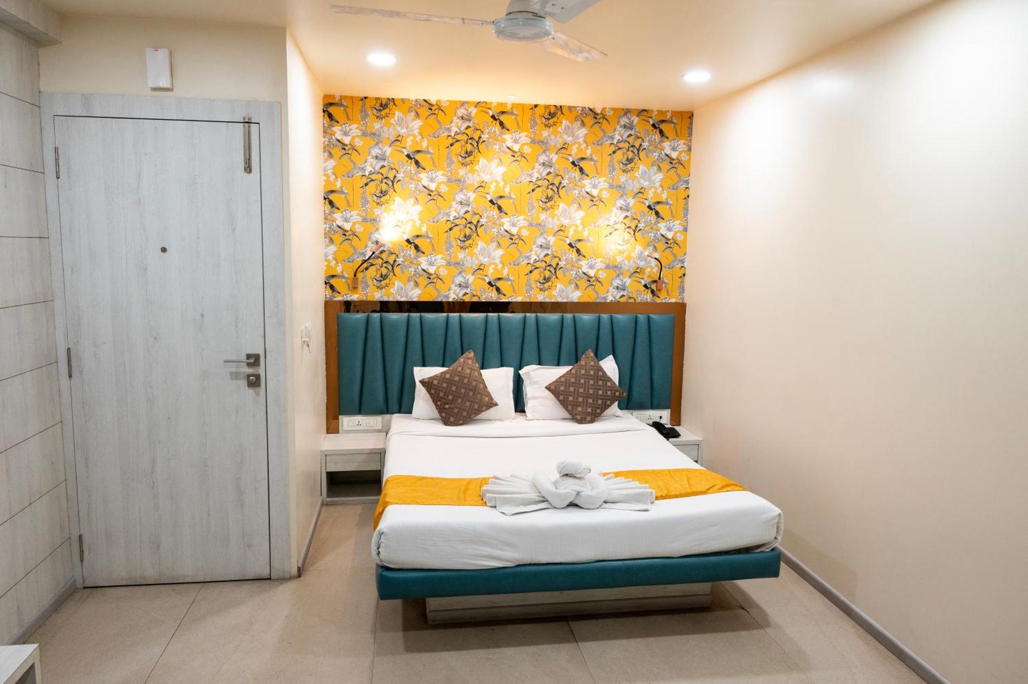 The Opus Kolkata - A Boutique Hotel Екстериор снимка
